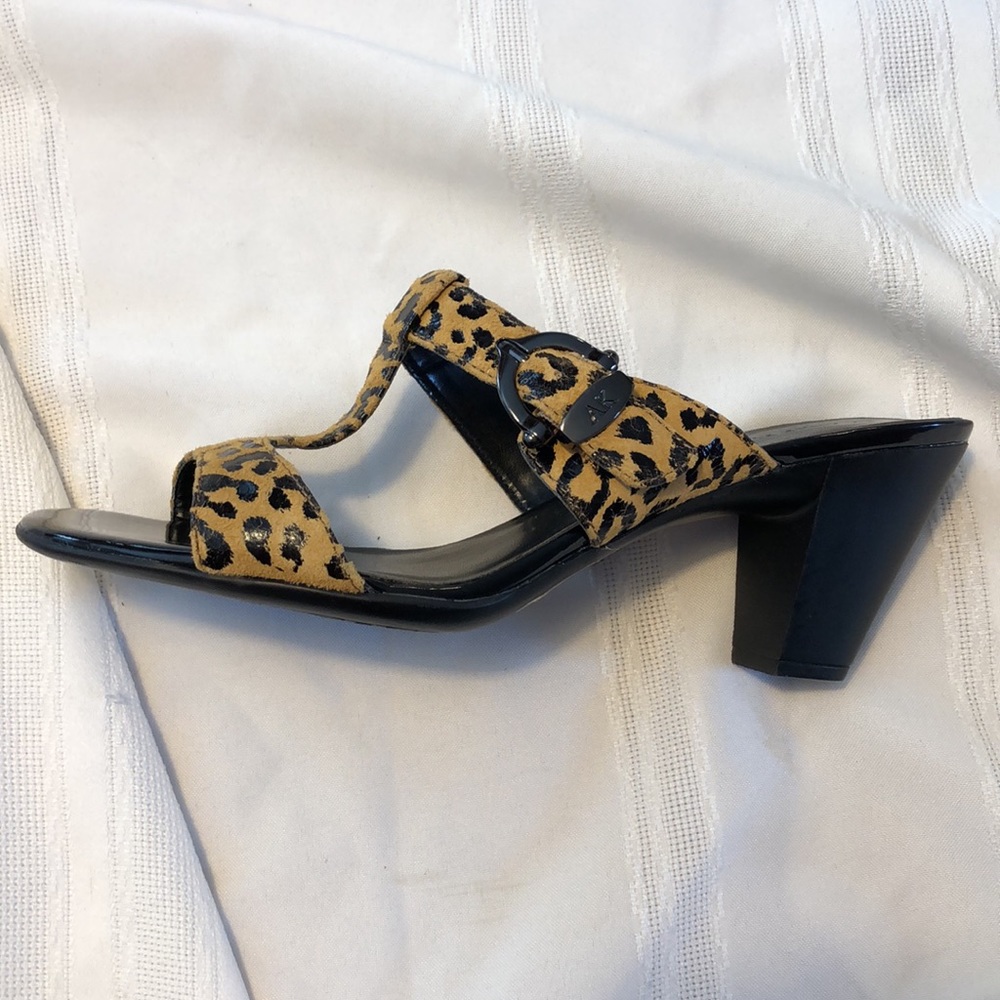 ANNE KLEIN IFLEX nwot sandals size 8.5 W animal - Picture 6 of 11